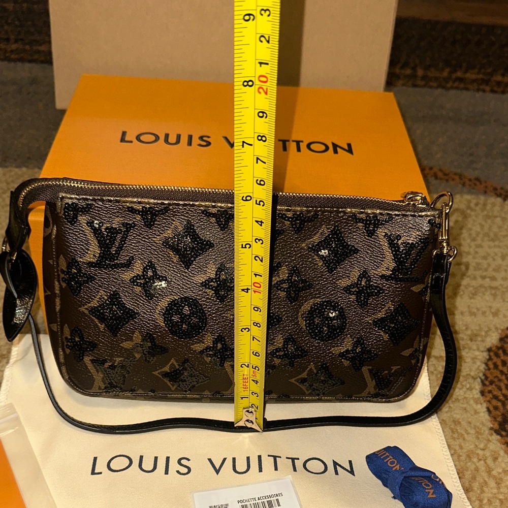 Black and Brown sequin shoulder bag - Picture 2 of 6